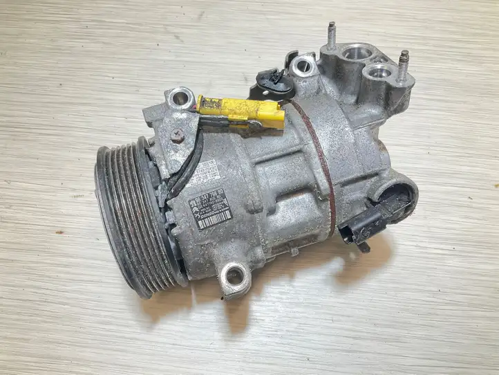 Opel Corsa F (2019 - ) 9834779880 Компрессор (насос) кондиционера воздуха — фото 1