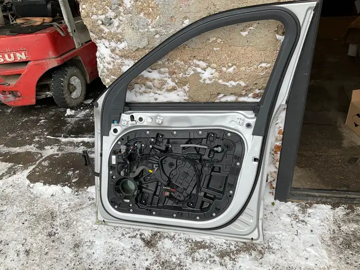 Volvo XC90 (2014 - 2019) Дверь — фото 3