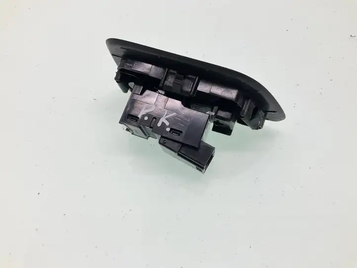 Volvo XC90 (2014 - 2019) 31376458 Кнопка стеклоподъемников — фото 3