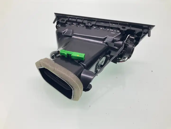 Volvo XC90 (2014 - 2019) 31651283 Центральный воздушный дефлектор — фото 4