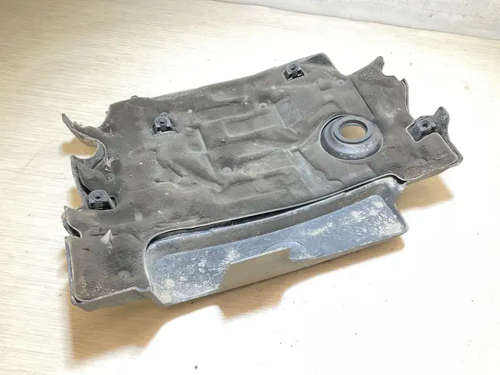 Land Rover Discovery 4 - LR4 (2009 - 2013) GH226A949AB Крышка двигателя декоративная — фото 3