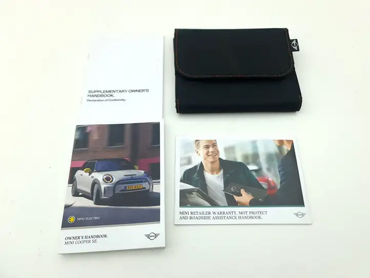 Mini One Cooper F56 F55 (2012 - 2022) Сервисная книжка — фото 3