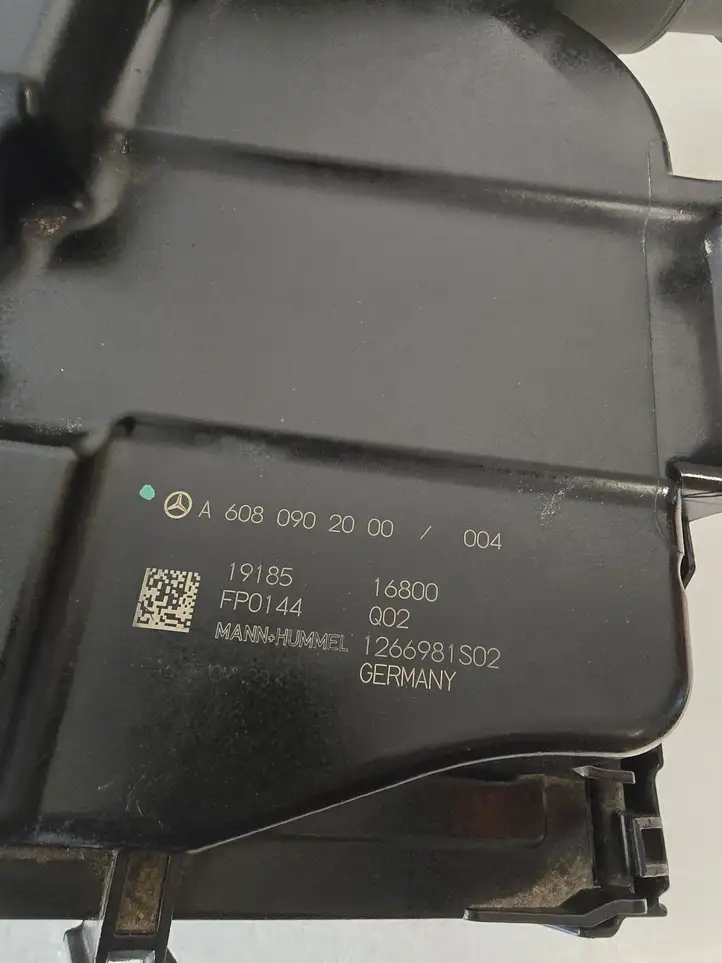 Mercedes-Benz A W177 (2018 - ) A6080902000 Корпус воздушного фильтра — фото 2