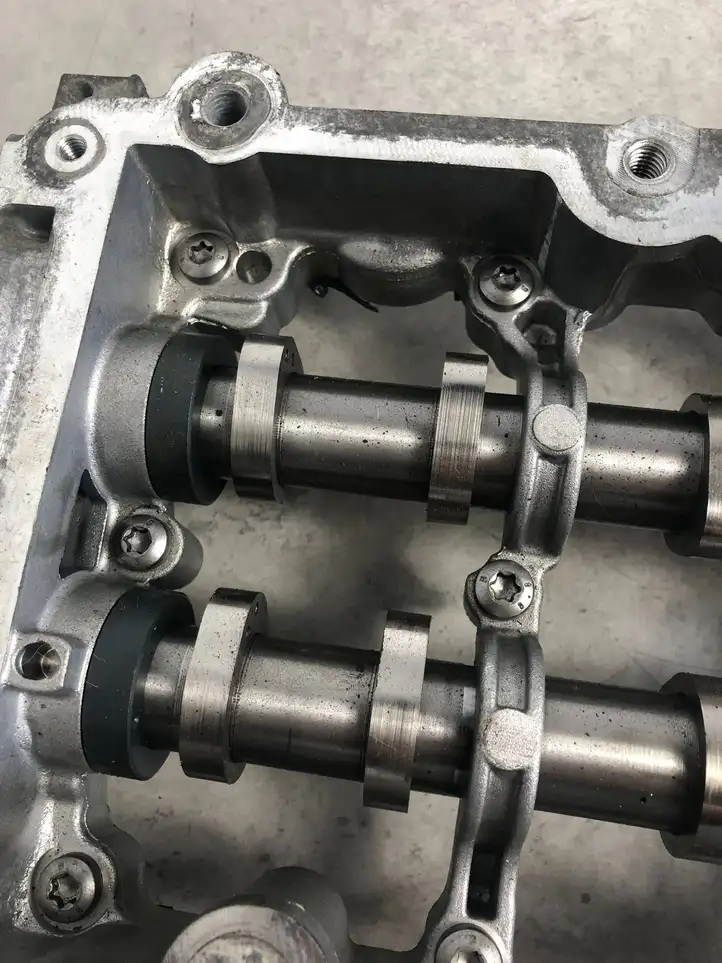 Volkswagen (2016 - ) 04L103308L Распределительный вал двигателя — фото 10