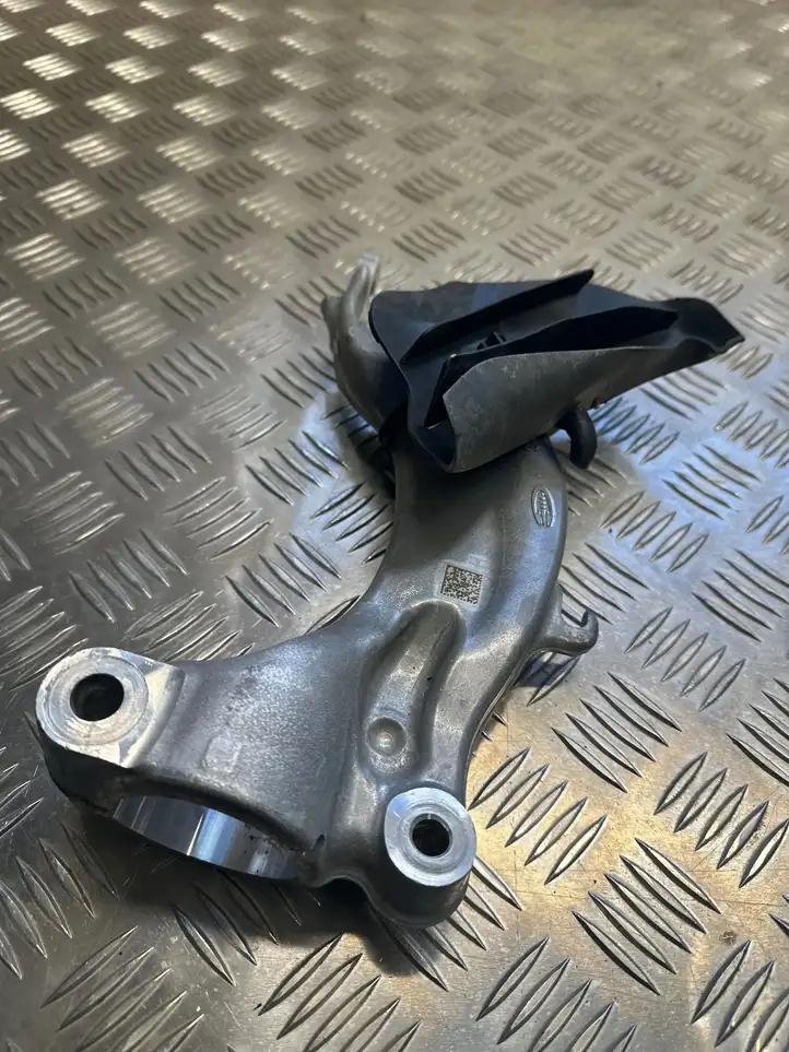 Porsche Cayenne (9Y0 9Y3) (2018 - ) 4M0413037 Верхняя опора пружины — фото 2