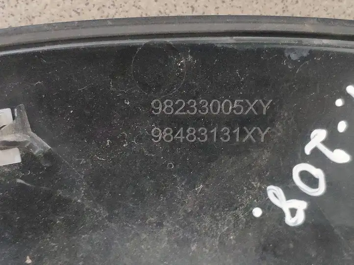 Peugeot 208 (2019 - ) 98233005XY Молдинг заднего крыла — фото 5