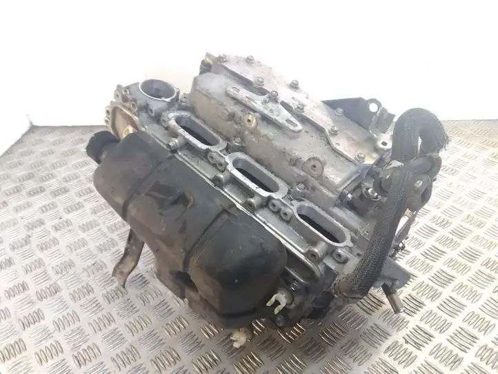 Toyota Auris E180 (2012 - 2018) 2321000833 Зарядное устройство — фото 2