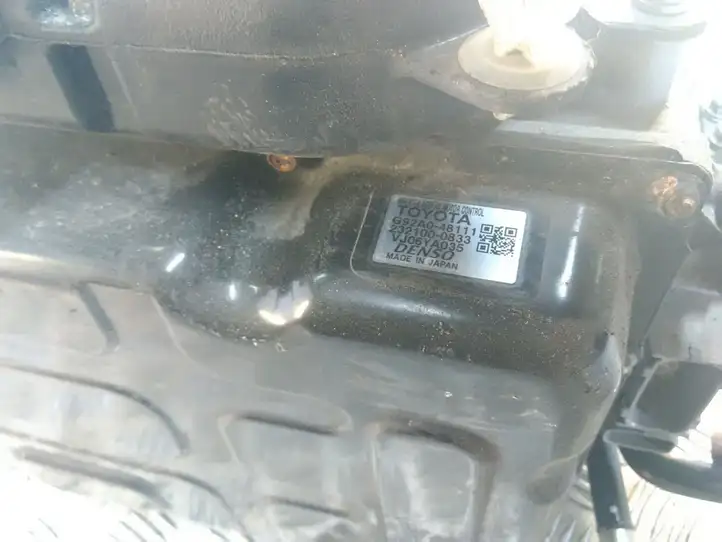 Toyota Auris E180 (2012 - 2018) 2321000833 Зарядное устройство — фото 4