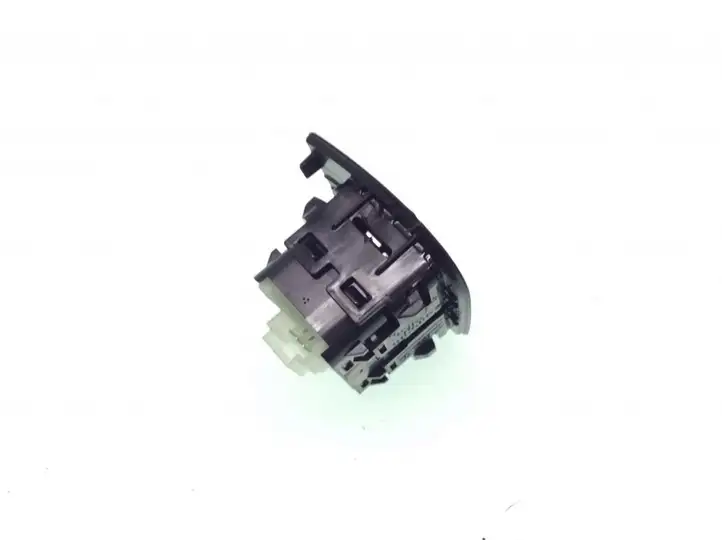 Mercedes-Benz C W205 (2014 - 2021) A2059051513 Блок кнопок стеклоподъемников — фото 2