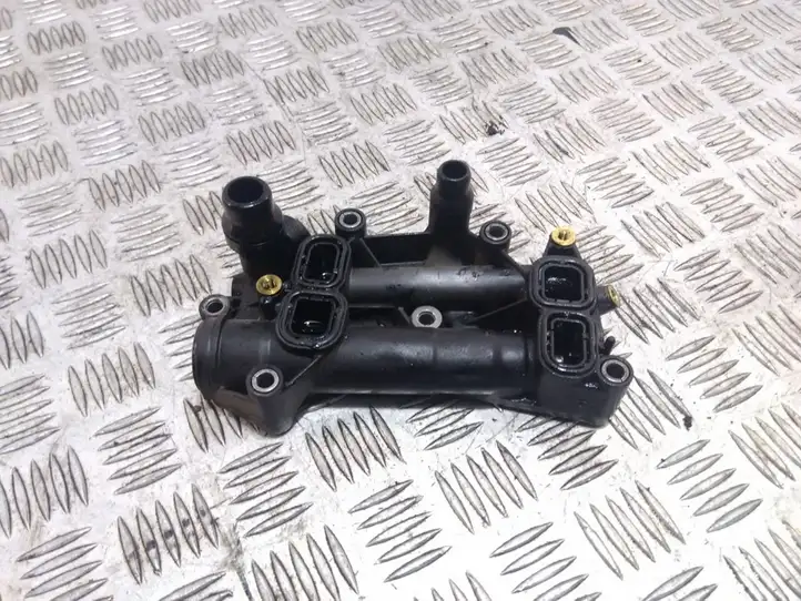 BMW 3 F30 F35 F31 (2012 - 2018) 70379335 Кронштейн масляного фильтра — фото 1