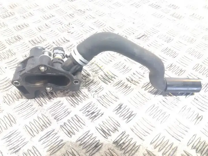 Ford Fiesta (2013 - 2017) 8V2118K570AA Шланги системы охлаждения — фото 2
