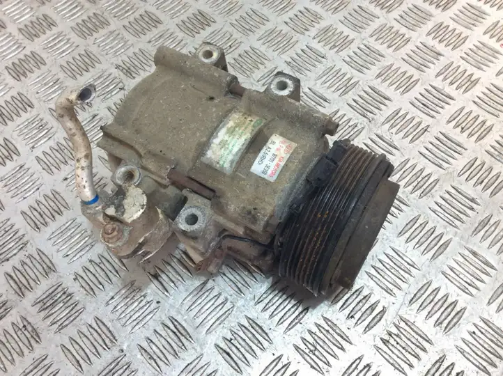 Kia Sorento (2002 - 2006) 977013E350 Компрессор (насос) кондиционера воздуха — фото 1