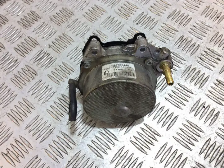 Opel Insignia A (2008 - 2017) 55205446 Вакуумный насос — фото 1