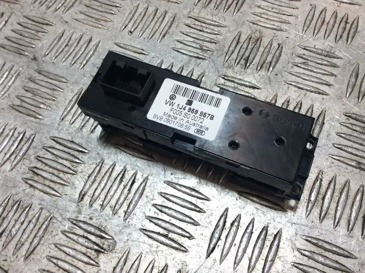 Volkswagen Touran I (2003 - 2010) 1J4959857B Блок кнопок стеклоподъемников — фото 2