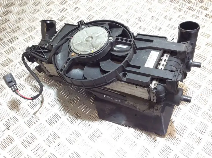 Ford Focus (2011 - 2015) CV619L440VC Интеркулер — фото 1