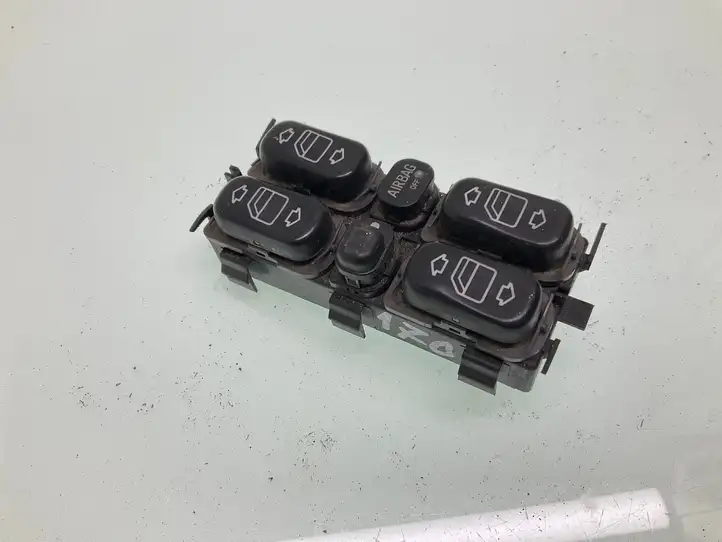 Mercedes-Benz A W168 (1997 - 2004) 1688202810 Блок кнопок стеклоподъемников — фото 1