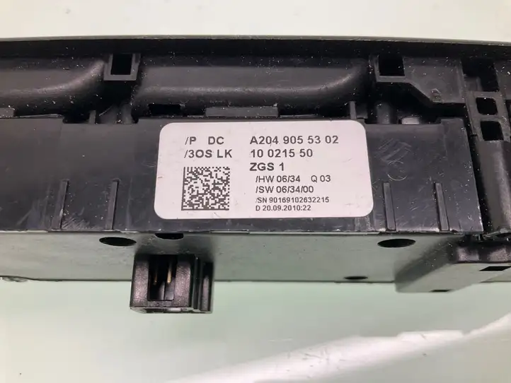 Mercedes-Benz C W204 (2007 - 2014) A2049055302 Блок кнопок стеклоподъемников — фото 2