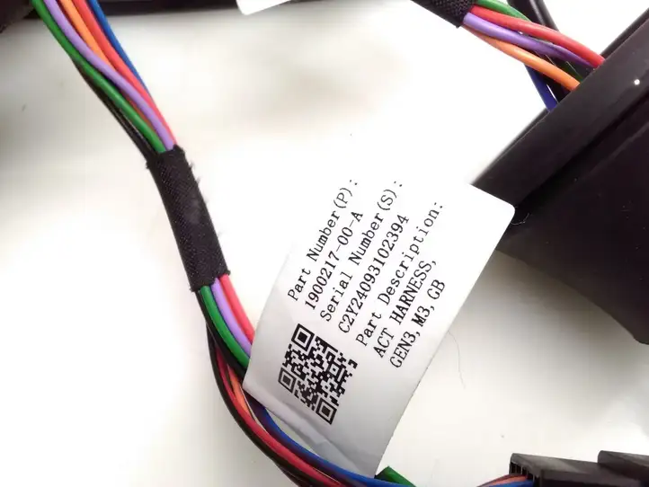 Tesla Model 3 (2024 - ) 171510300B Крышка зарядного разъема — фото 10