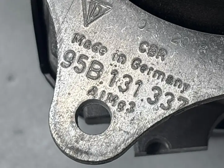 Porsche Macan (95B) (2014 - 2018) 95B131337 Насос вторичного воздуха — фото 6