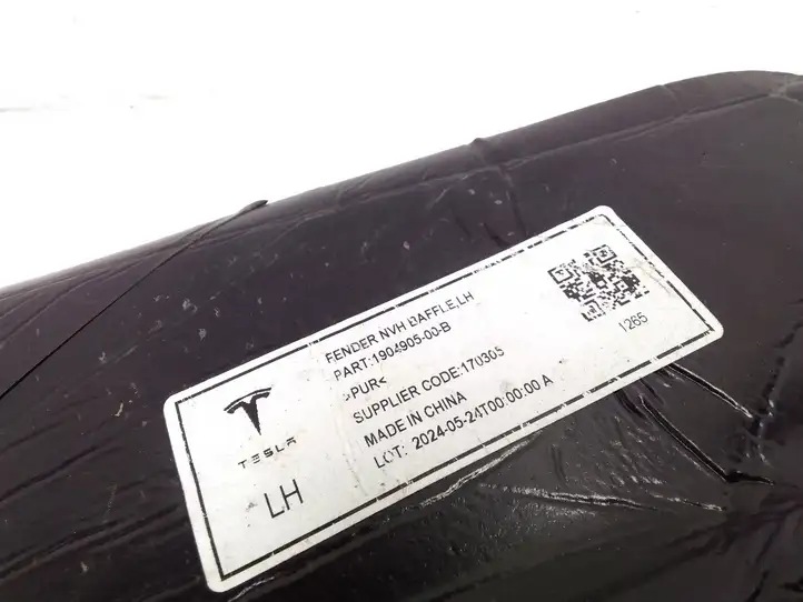 Tesla Model 3 (2024 - ) 190490500B Абсорбер крыла — фото 3