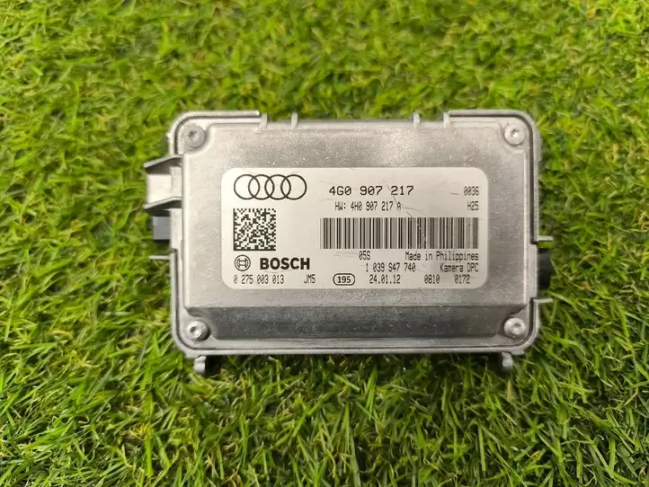 Audi A8 S8 D4 4H (2010 - 2014) 4G0907217 Камера в лобовом стекле — фото 7