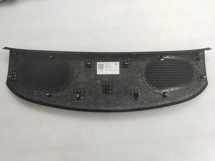 Tesla Model X (2021 - ) 163567700B Накладка динамика задней двери — фото 2