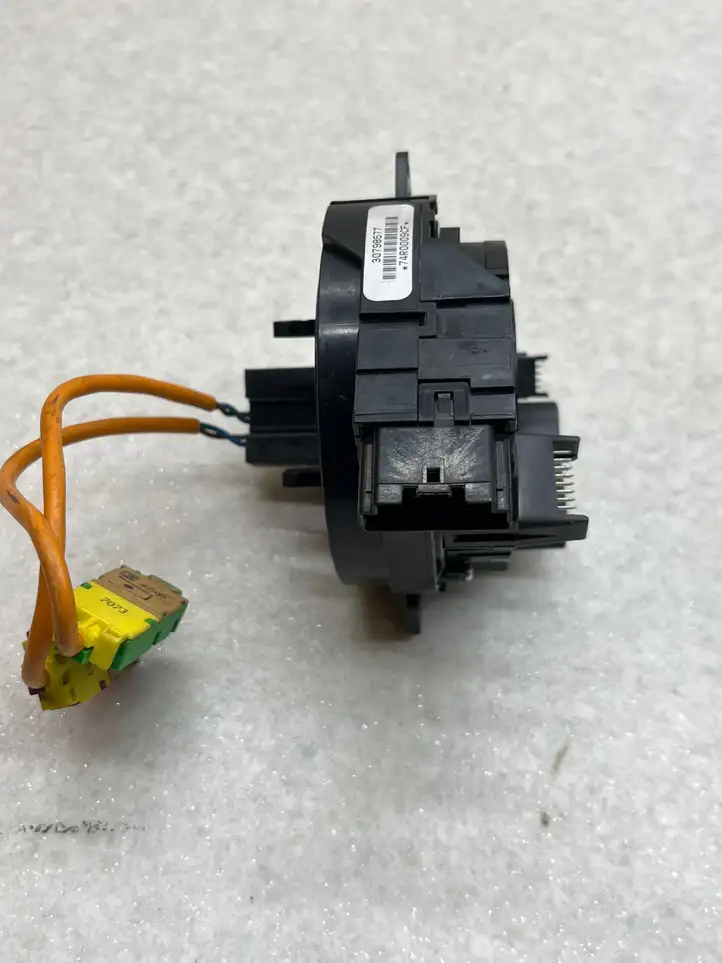 Volvo V70 (2004 - 2007) 30798577 Контактное кольцо SRS — фото 7