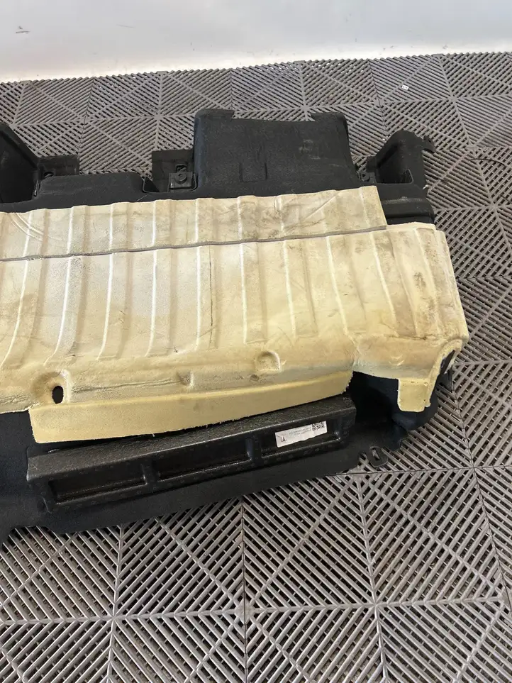 Tesla Model Y (2019 - 2024) 149299455D Коврик для второго ряда — фото 6