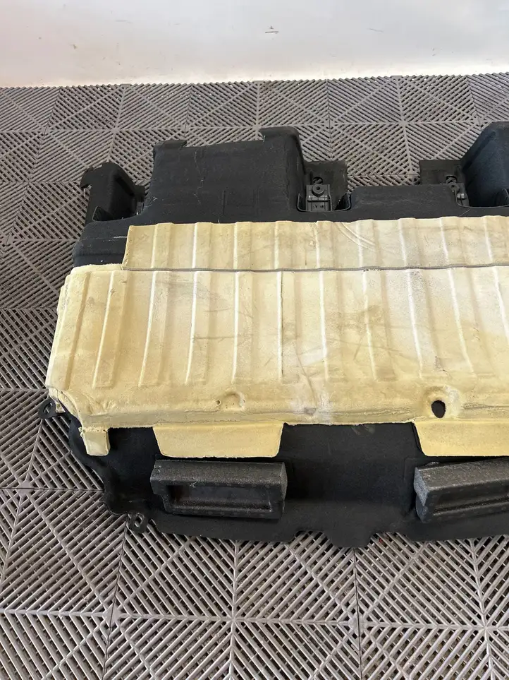 Tesla Model Y (2019 - 2024) 149299455D Коврик для второго ряда — фото 7
