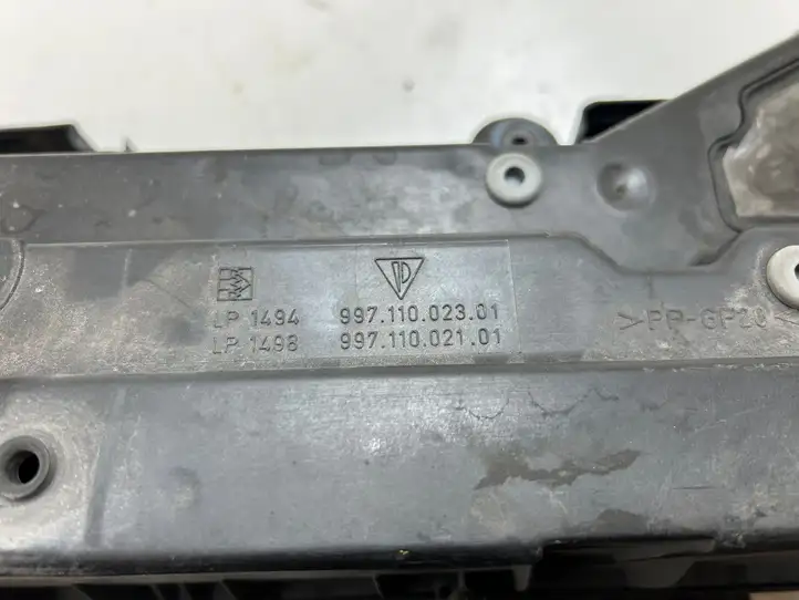 Porsche 911 997 (2004 - 2013) 99711002301 Корпус воздушного фильтра — фото 7