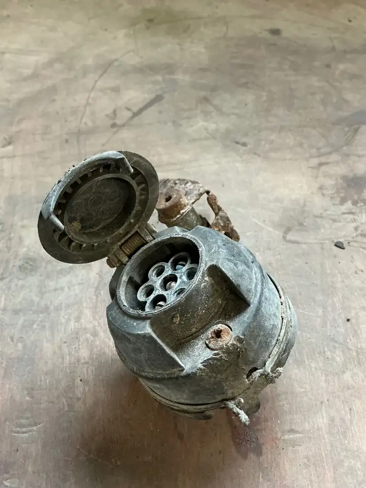 Renault Scenic I (1996 - 2003) Розетка прицепа — фото 3