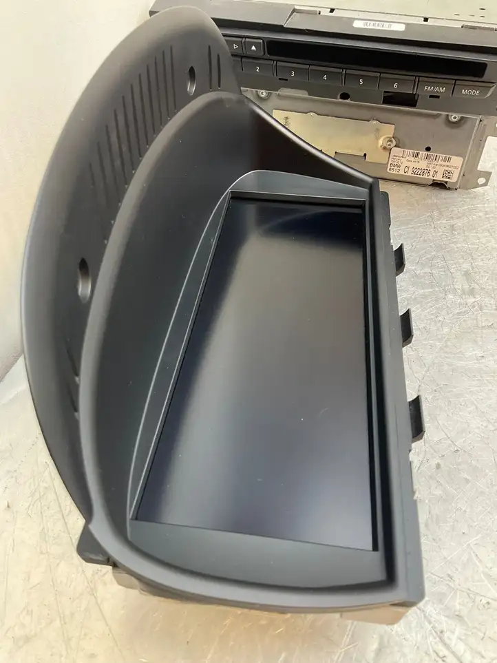 BMW 5 E60 E61 (2004 - 2010) 9222876 Магнитола / мультимедийная система — фото 4