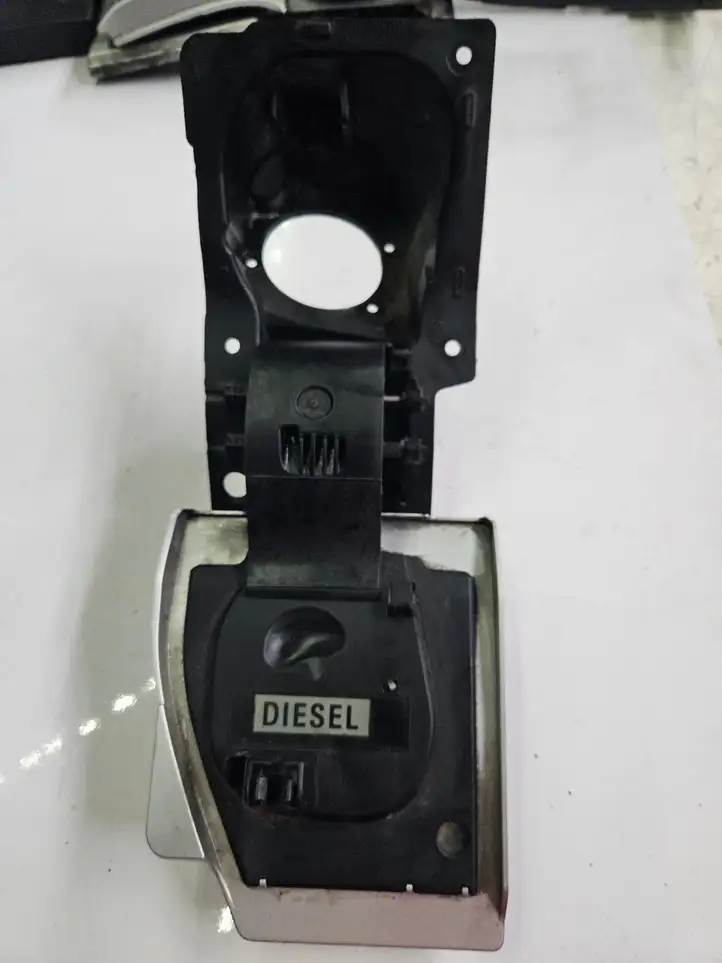 Opel Vivaro (2014 - 2018) 93867913 Замок крышки топливного бака — фото 3