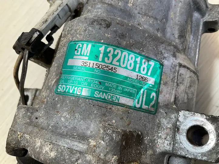 Opel Vectra C (2005 - 2009) 13208187 Компрессор (насос) кондиционера воздуха — фото 2