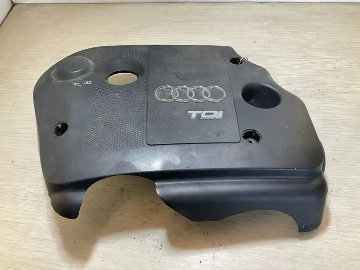 Audi A6 S6 C5 4B (1997 - 2001) 038103925 Крышка двигателя декоративная — фото 1