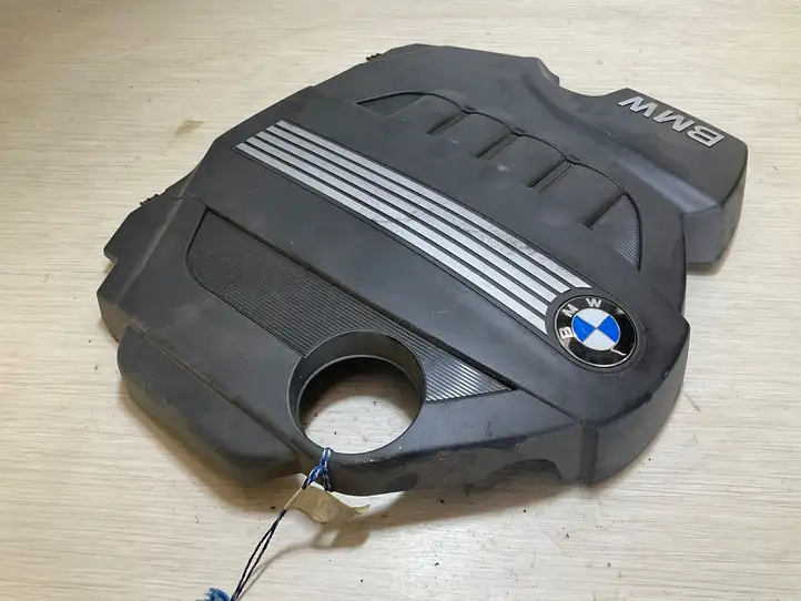 BMW 3 E90 E91 (2005 - 2012) 7797410 Крышка двигателя декоративная — фото 1