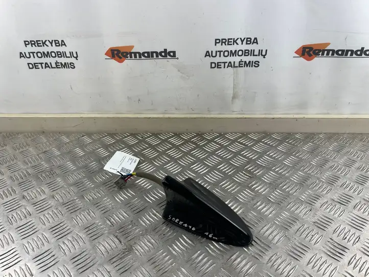 Kia Sorento (2014 - 2017) 96210C5220 GPS антенна — фото 1