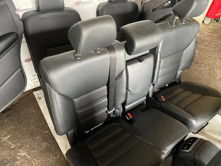 Kia Sorento (2014 - 2017) Комплект салона — фото 3