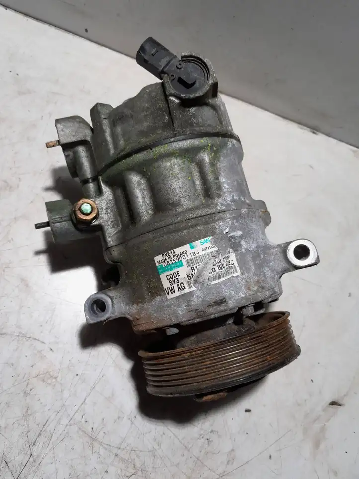 Volkswagen Jetta V (2005 - 2010) 083590011b4 Компрессор (насос) кондиционера воздуха — фото 1