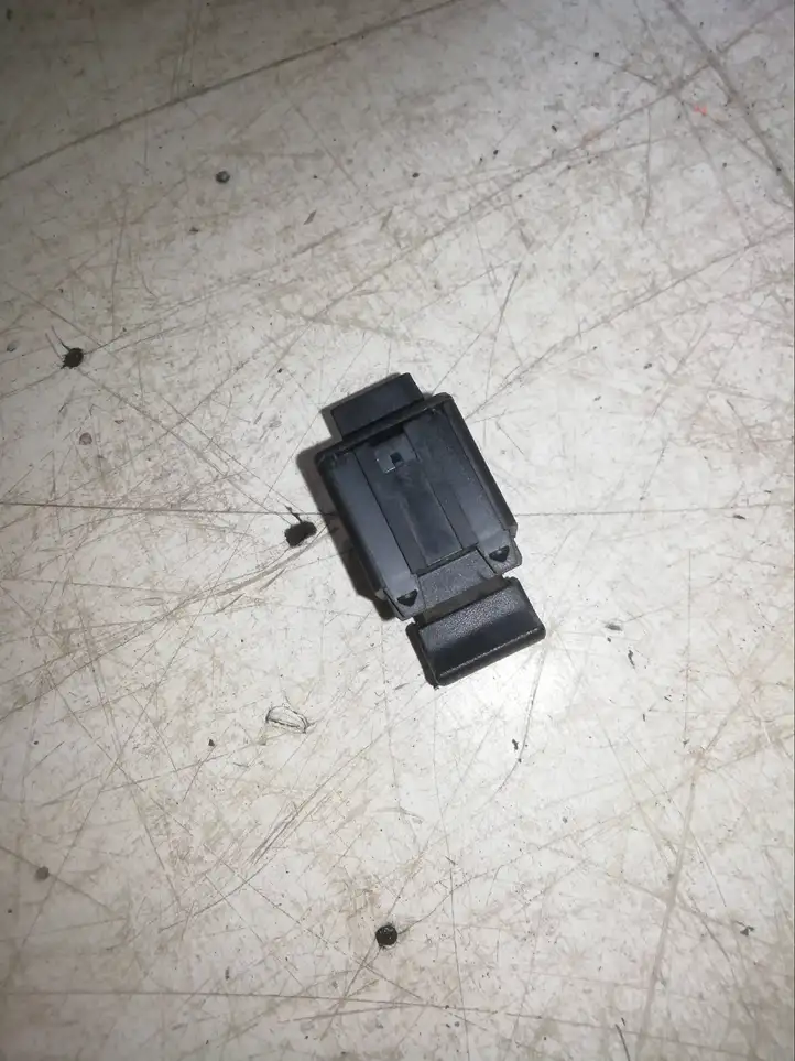 Land Rover Range Rover L322 (2005 - 2009) PA6-GF30 Блок кнопок стеклоподъемников — фото 3