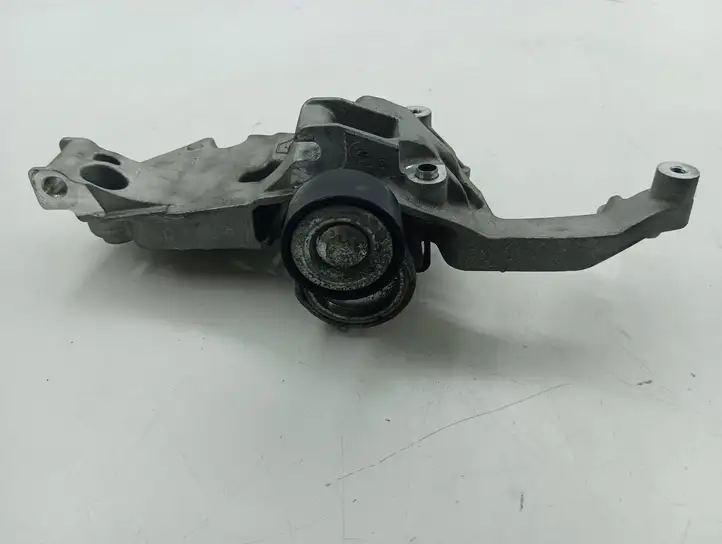 Citroen C5 Aircross (2017 - ) 9809714680 Кронштейн генератора — фото 2