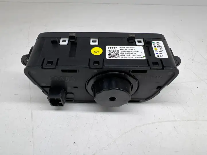 Audi A3/S3 8V (2012 - 2016) 4M0941531N Включатель фонарей — фото 2