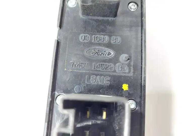 Ford Focus (2008 - 2011) 7M5T14529BA Кнопка стеклоподъемников — фото 4