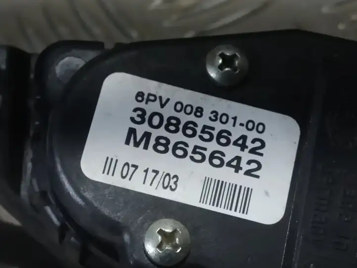Volvo S40, V40 (2000 - 2004) 30865642 Педаль акселератора — фото 3
