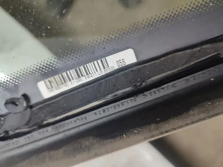 Volkswagen PASSAT B7 USA (2012 - 2016) 561845297G Форточка двери — фото 2
