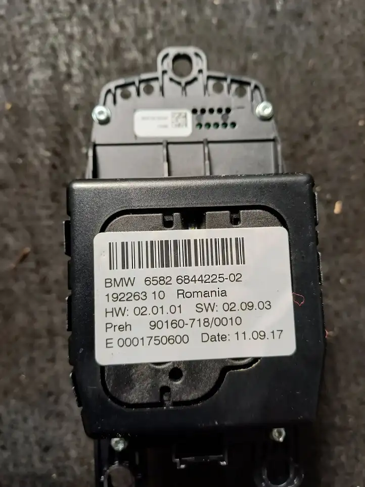 BMW 5 G30 G31 (2016 - ) 6844225 Контроллер мультимедийной системы — фото 3