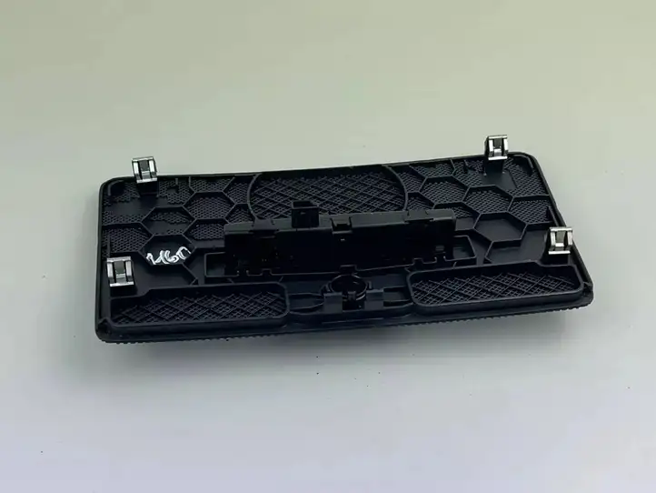 Mercedes-Benz C W204 (2007 - 2014) A2046800589 Прочие детали салона — фото 9