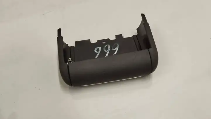 Bentley Flying Spur (2013 - 2019) 3w5883965c Накладка ремня безопасности — фото 4