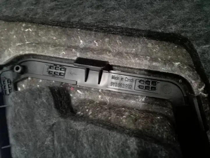 Porsche Cayenne (9Y0 9Y3) (2018 - ) 9Y0867038 Обшивка стойки у окна — фото 7