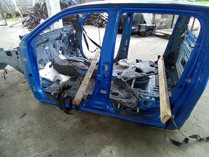 Toyota Hilux (AN120, AN130) (2015 - 2017) Кузов — фото 7
